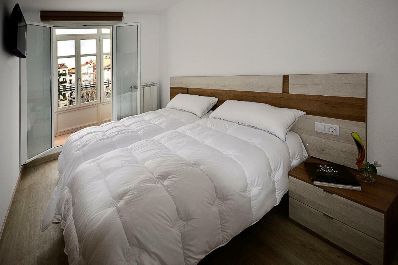 Casas Uva Plaza Mercado 로그로노 외부 사진